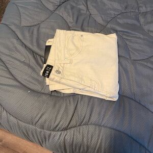 I bought these pants and I ordered the wrong size and never wore them